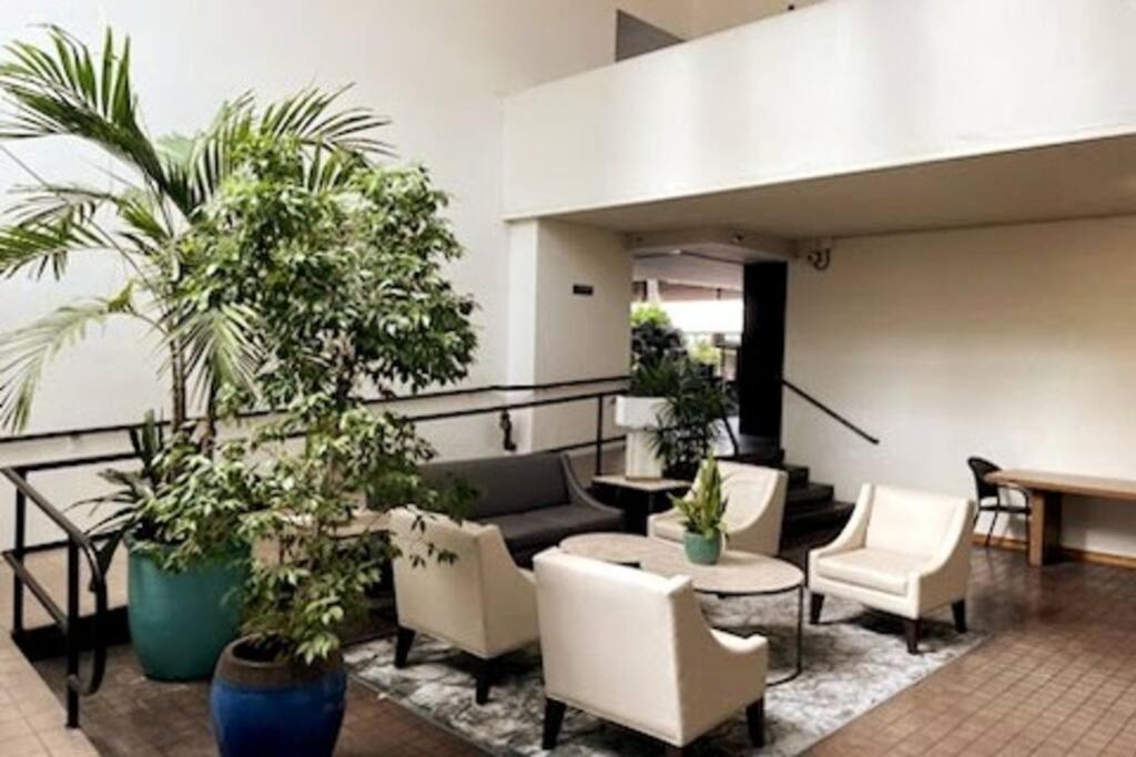 Condotel With Free Parking Wifi Central Ac By Stayhawaii Honolulu Kültér fotó